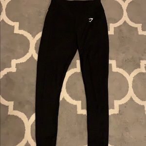 Black Gymshark leggings